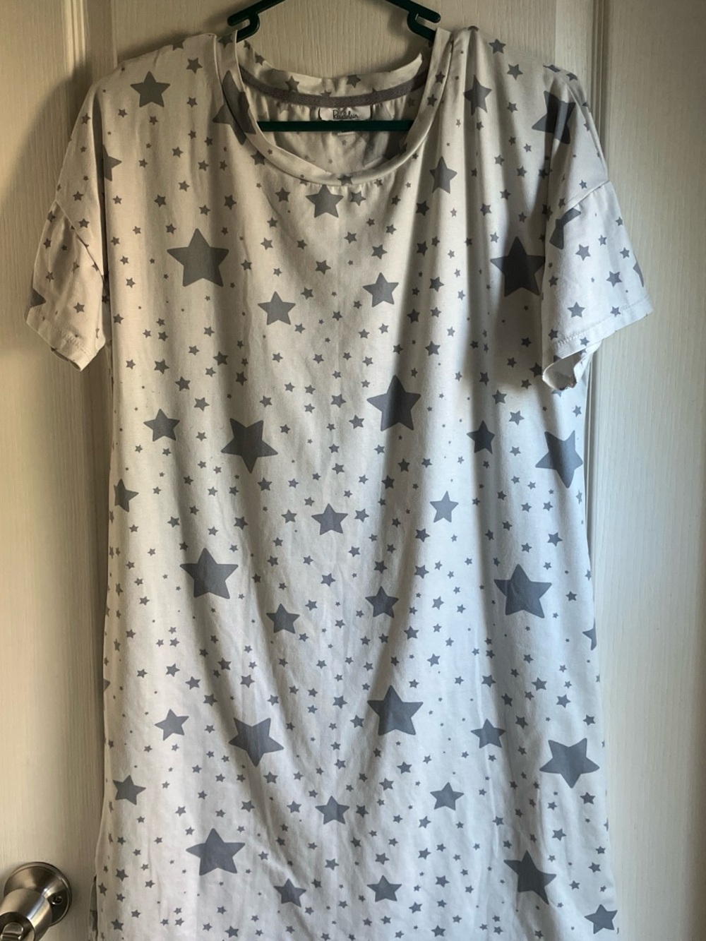Roudelain white and grey star print nightie M